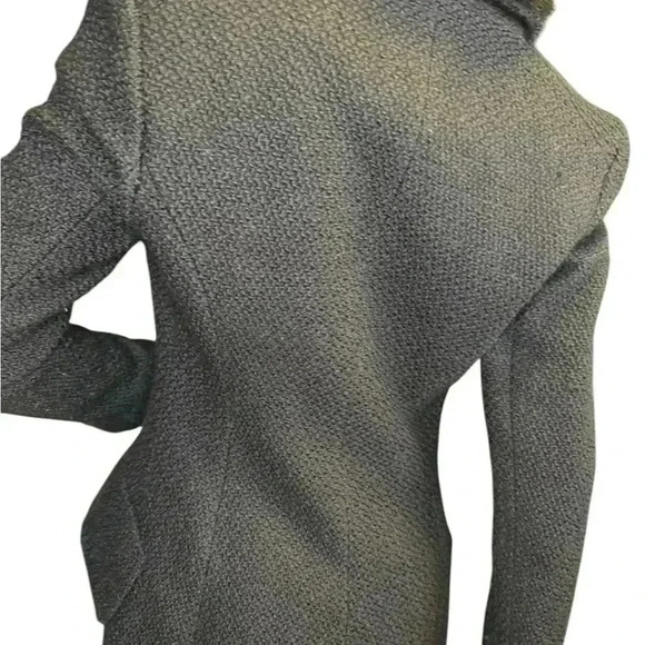 Guess by Marciano unique asymmetrical black wool coat faux fur trim. - Picture 11 of 16